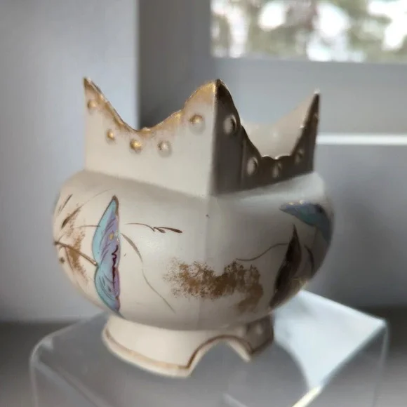 Royal Porcelain‎ Vase Ceramic Antique Hand Painted Floral Bird Gold Gilding Oval